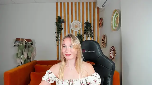 ElaraVoltage Live XXX-chat