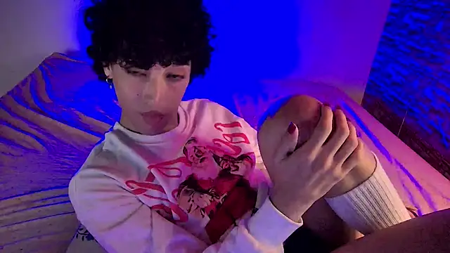 Онлайн чат XXX xFemboyToy