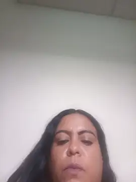 XXX chat uživo modela Hotpeppermint