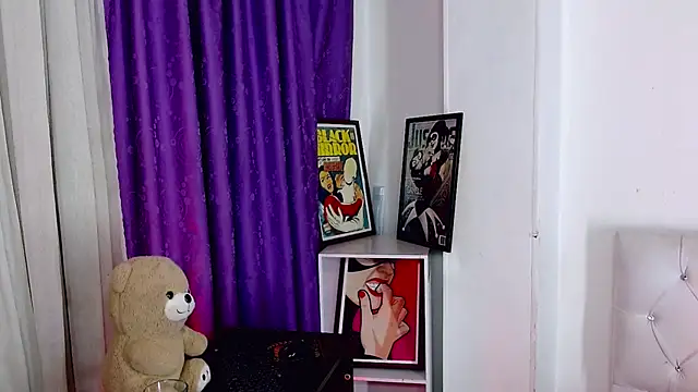 Angel_foxc13 – Naživo XXX chat