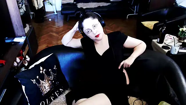 Imperatriza Adlı Modelin Canlı XXX Sohbeti