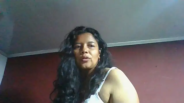 دردشة DianaOchoa_ الجنسية المباشرة