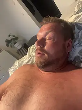 Chat XXX en directo de fetter_Daddy_Berlin