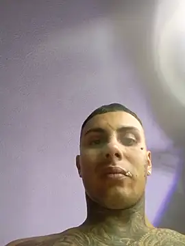 Онлайн чат XXX Liam_Ink