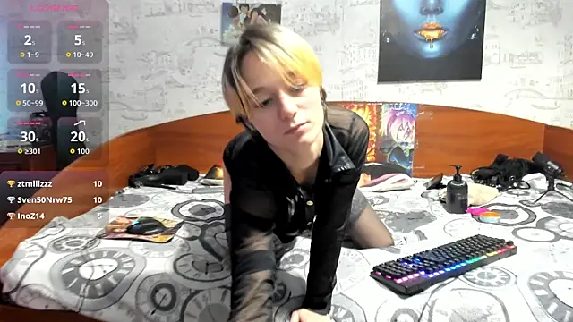 KagamiTayga's Live XXX Chat