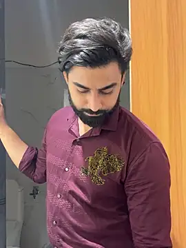 Chat XXX ao vivo de Royalboy_03
