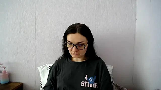 Shiny_gine's Live XXX Chat