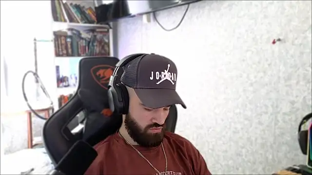 Chat +18 de _Serious_Man ao vivo