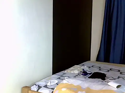 Czat XXX na żywo – Petitesin