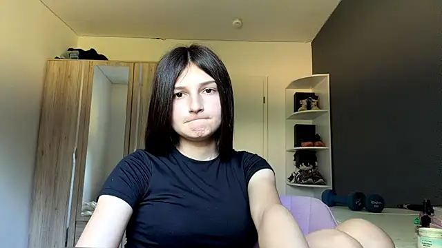 SpanishRooter's Live XXX Chat