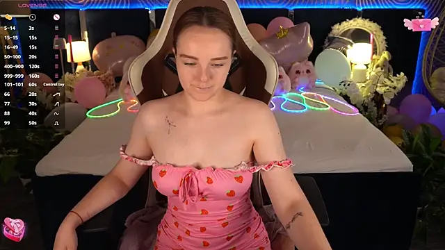 FoxyShy Live XXX-Chat