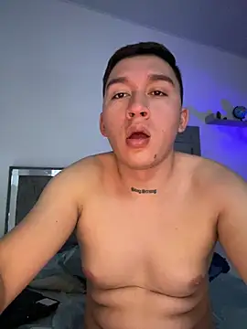 Chat XXX en directo de nico_2036