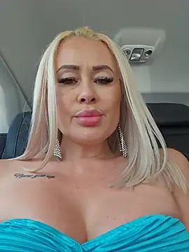 Chat +18 de MILFBARBY ao vivo