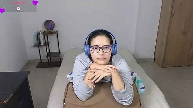 Chatroom XXX en direct de blue__moon_