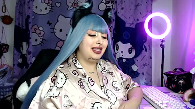 lussyevans24 XXX чат на живо