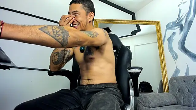 AntonyEvans Live XXX-Chat