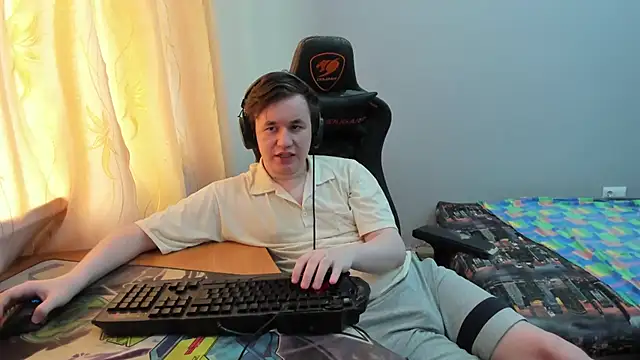 iliaskrislove Chat XXX live