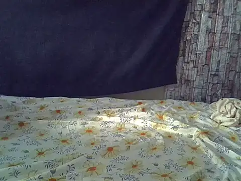 queen_bee2 Adlı Modelin Canlı XXX Sohbeti