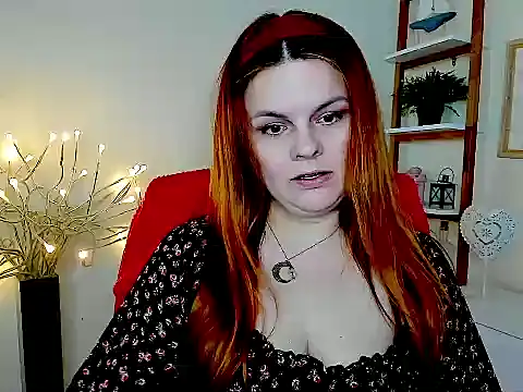 צ'אט XXX בשידור חי של GingerKitten1