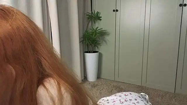 tgirlfoxy Adlı Modelin Canlı XXX Sohbeti
