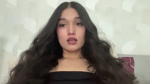 Онлайн чат XXX LisetteParajon