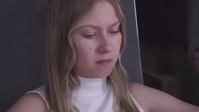EveMundie – Live XXX-chat