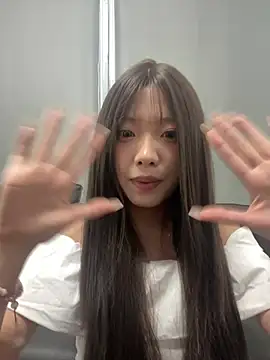 YY-1-1-1 – Live XXX-chat