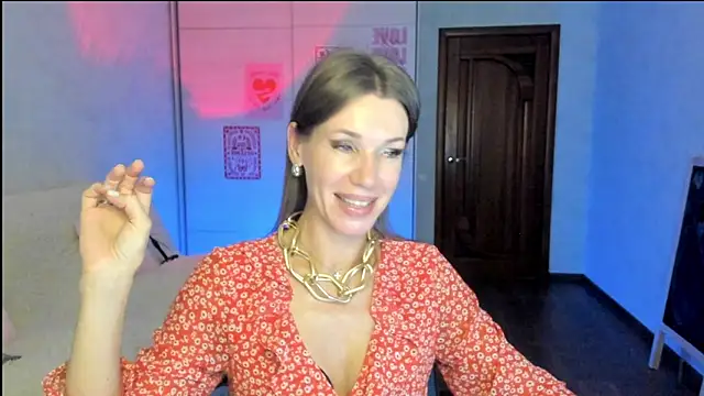 miababemi09's Live XXX Chat