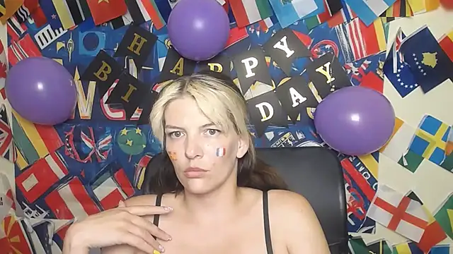 VanessaRey_ Adlı Modelin Canlı XXX Sohbeti