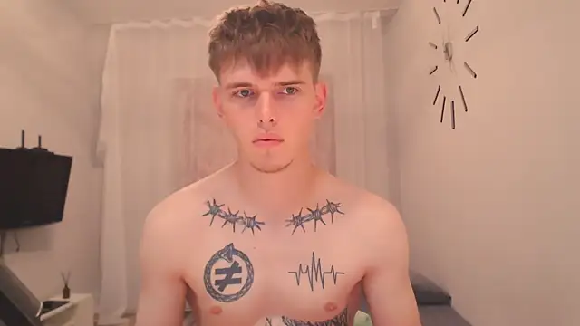 Онлайн чат XXX Fredd_Xanders
