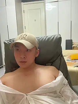 Онлайн чат XXX yichen008