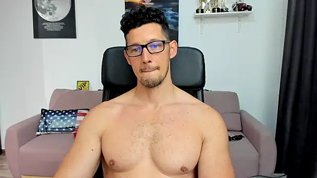 BrutusK08 라이브 XXX 채팅
