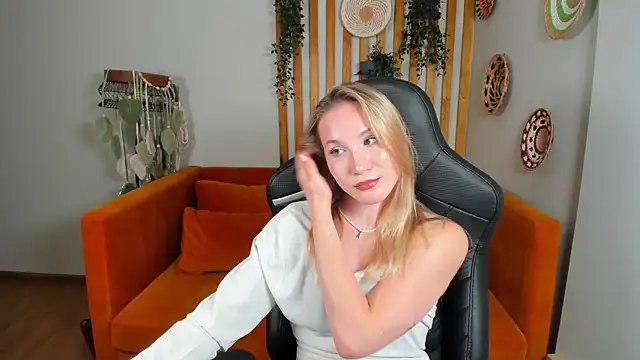 Chat XXX Live ElaraVoltage