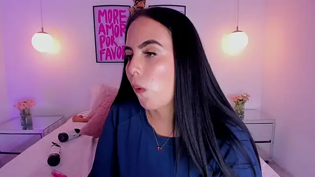 camilaa7's Live XXX Chat