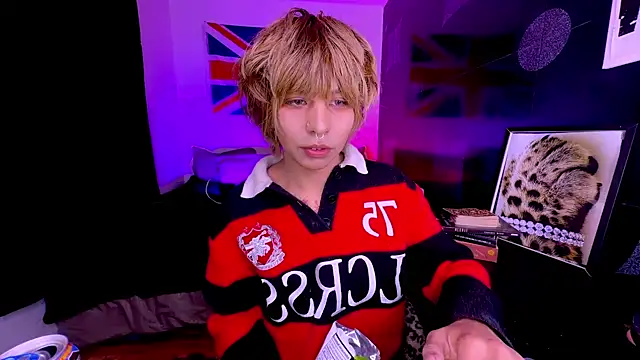 Aronn_44 Chat XXX live