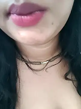 Ramya_369 现场XXX聊天