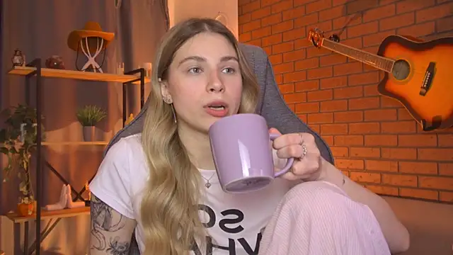 EllieCutes – Naživo XXX chat