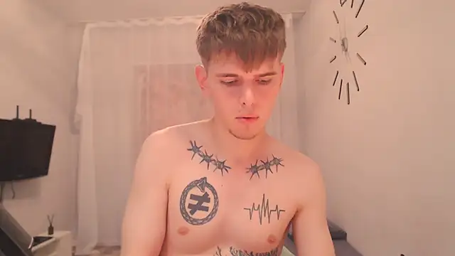 Fredd_Xanders Live XXX-chat