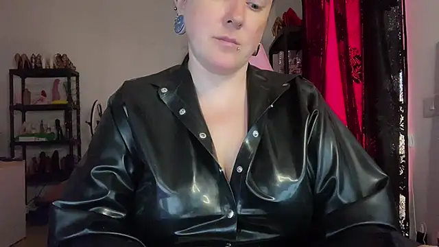 kisicaxx's Live XXX Chat