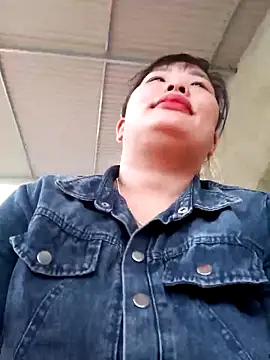 Irene-01のライブXXXチャット