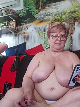 Chatroom XXX en direct de QueenPammy1