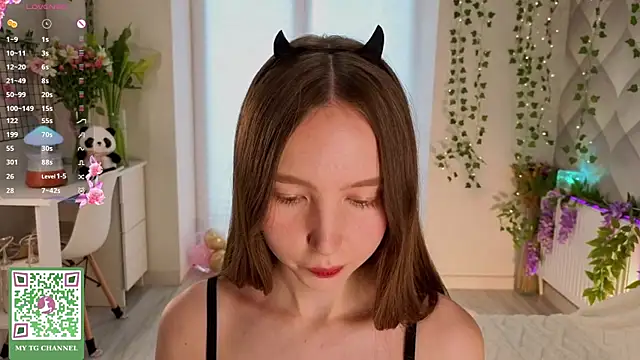 Czat XXX na żywo – ElfredaTupy