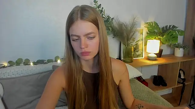 EmillyStarr Live XXX-Chat