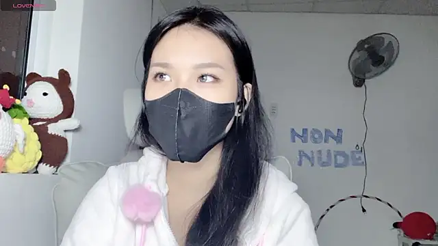 Chat XXX en directo de Tieu-May