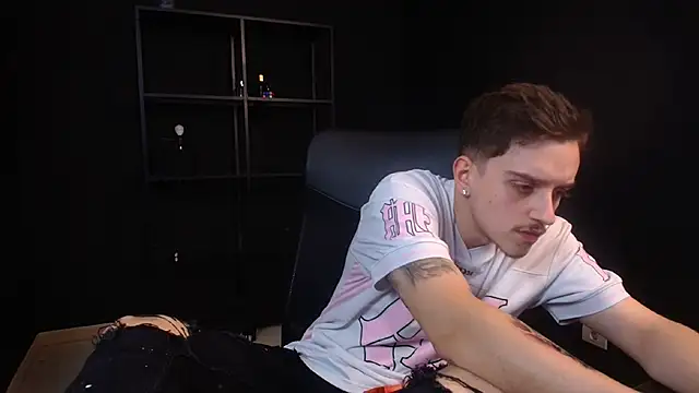FelixStarkk – Naživo XXX chat