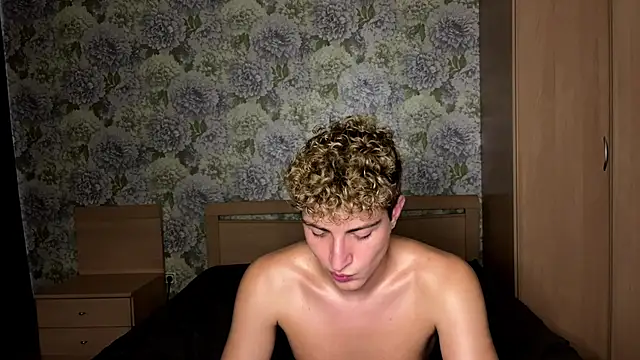 Онлайн чат XXX AlfredSweet