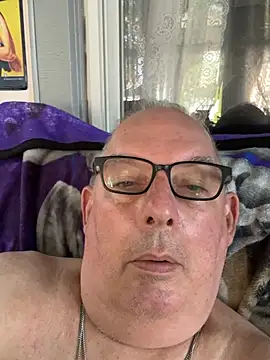 CharlieWeaver22 Webcam Show