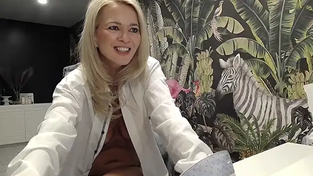 carla88's Live XXX Chat