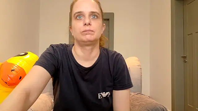 Chantalee live XXX chat