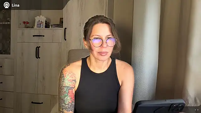 Linoria 网络视讯表演